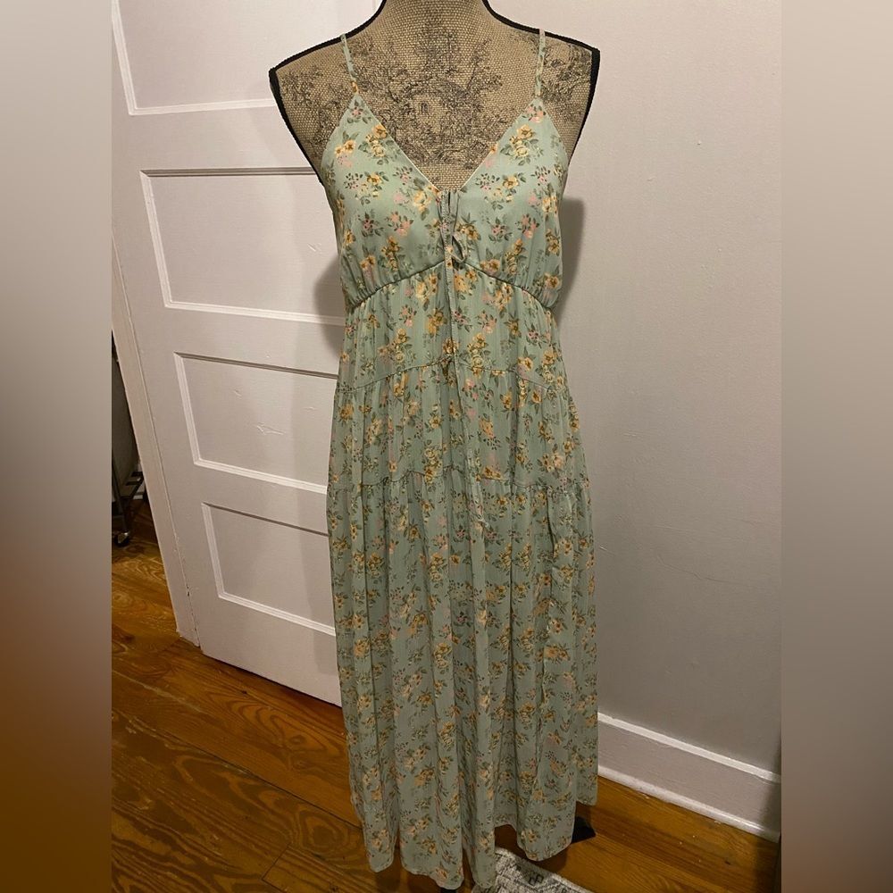 Peach Love Mint Green Floral V Neck and Tie Back Maxi Dress